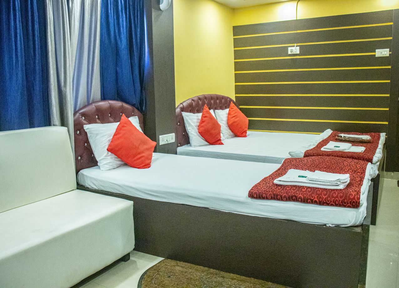 Comfortable Rooms and Beds of Hotels Near Kolkata Airport